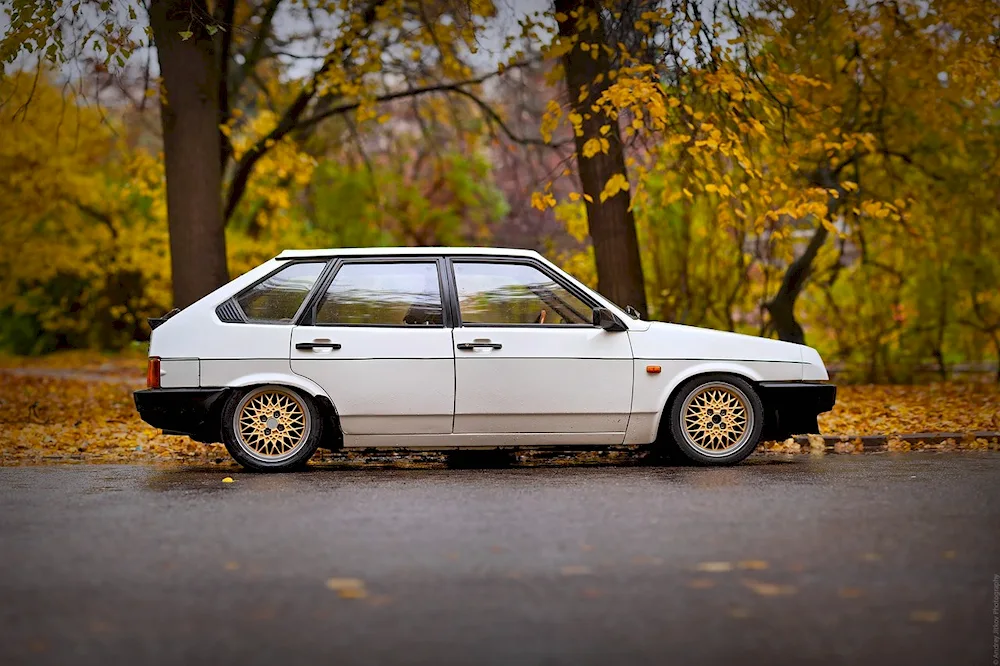 Lada 2109 stance