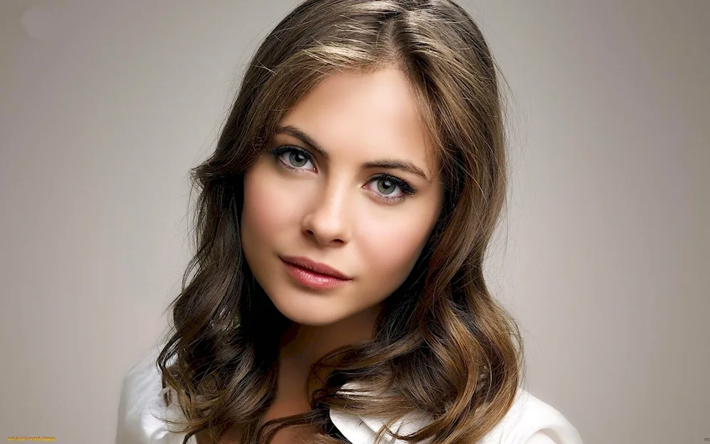 Willa Holland