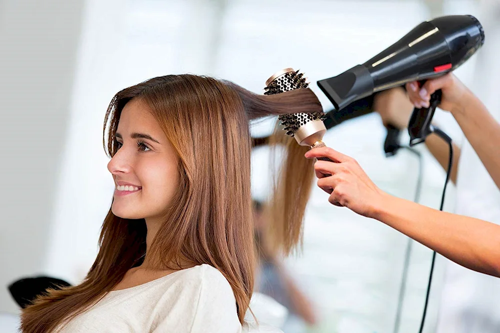 Brushing hairstyles for short hair