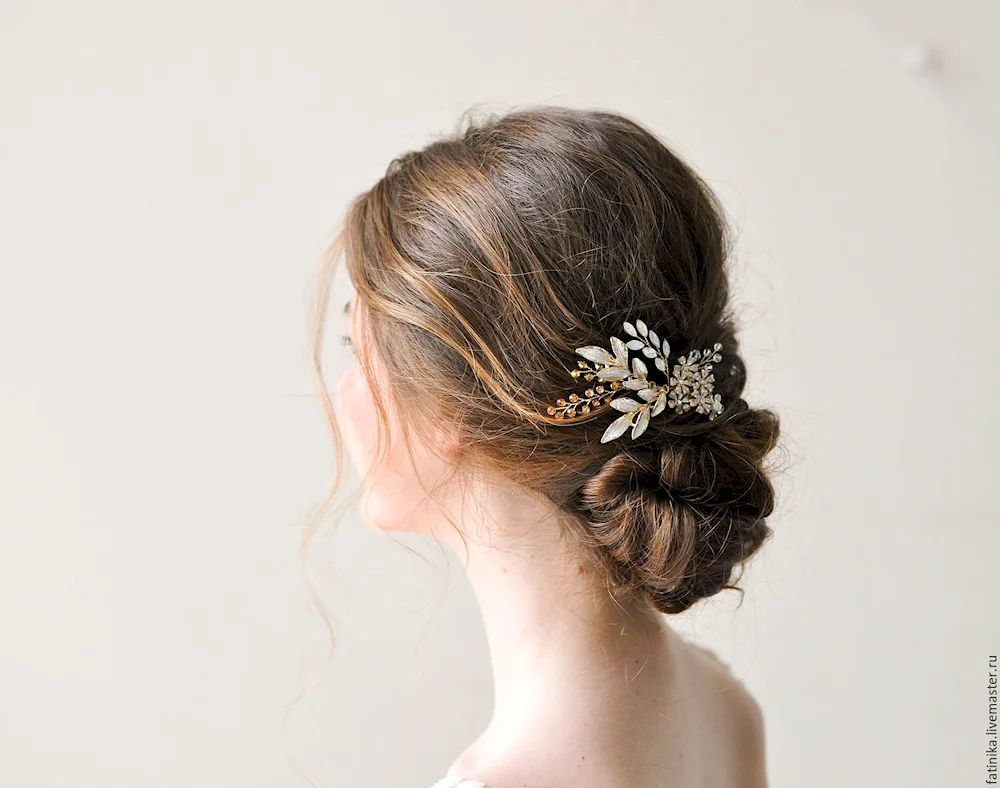 Wedding hairstyles with comb