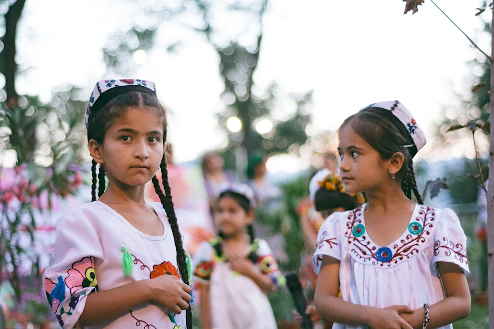 Uzbek women