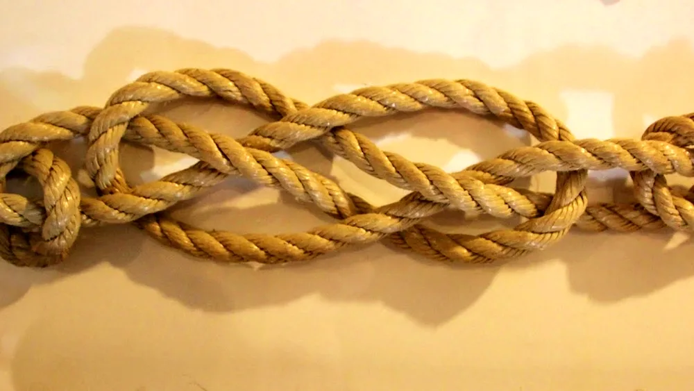 Rope weaving chain