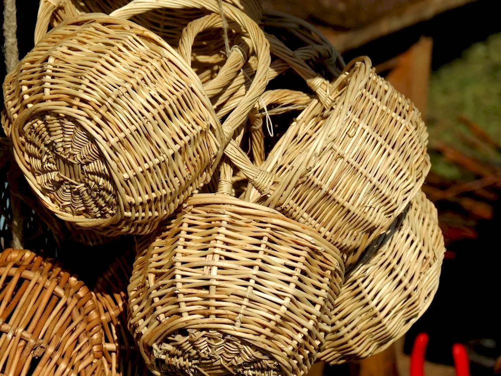 Wicker basket