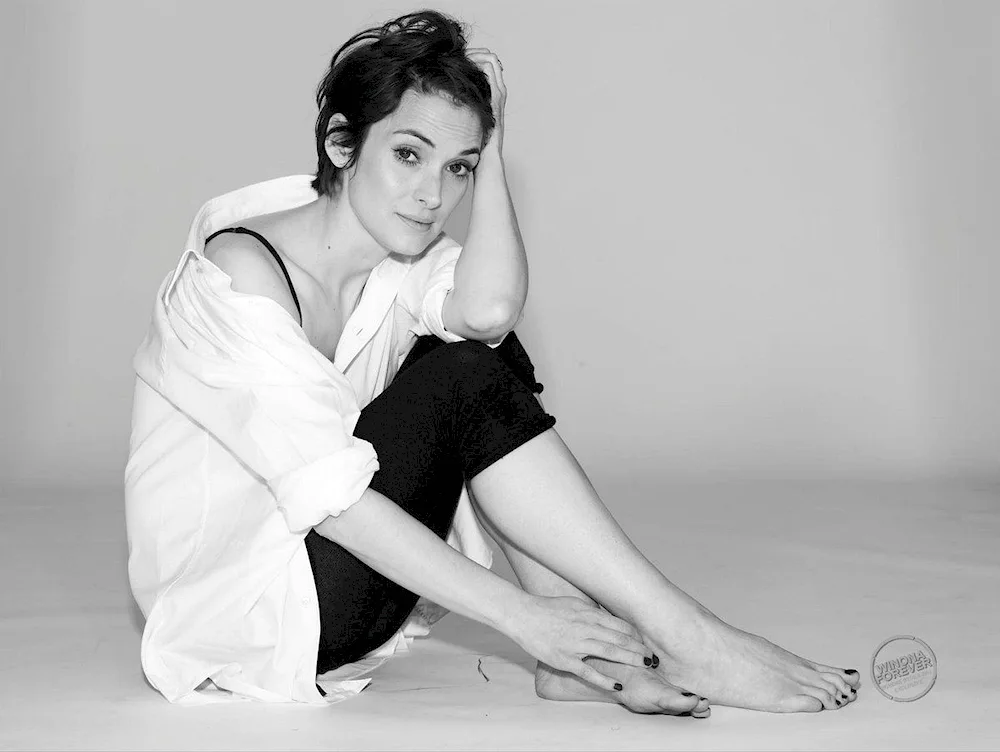 Winona Ryder's feet. in stockings