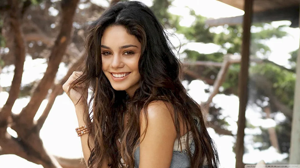 Vanessa Hudgens