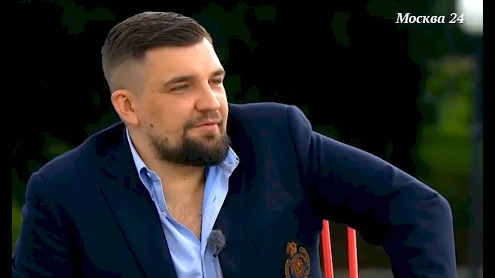 Vasily Vakulenko haircut