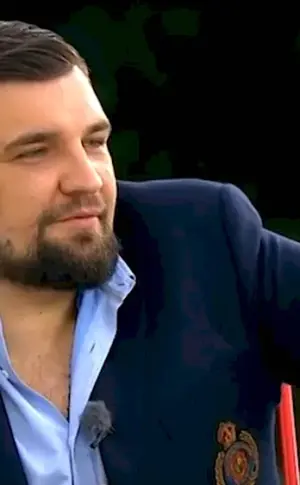 Vasily Vakulenko haircut