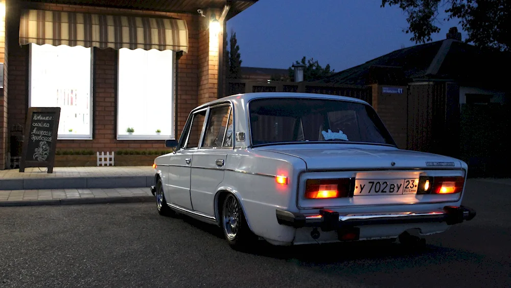 VAZ 2106