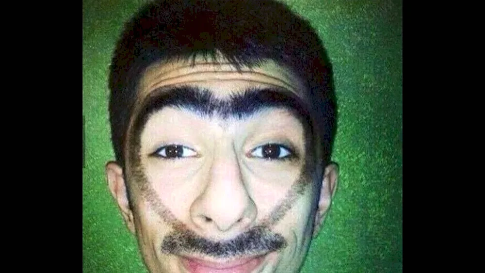 Vazgen monobrow
