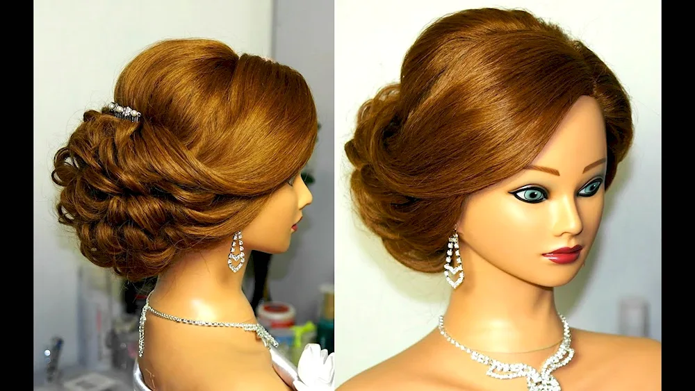 Voluminous curls on a bob