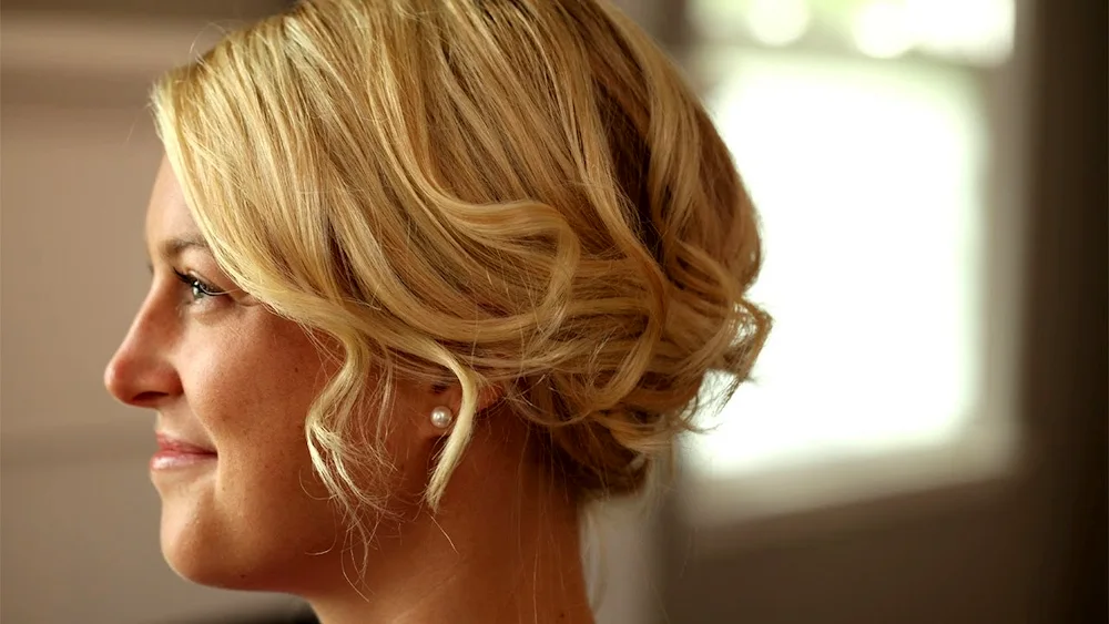 Haircuts on short hair