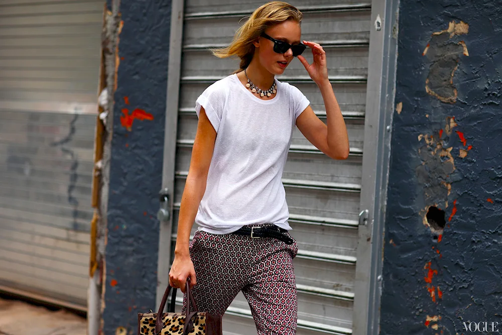 Knitted top street style