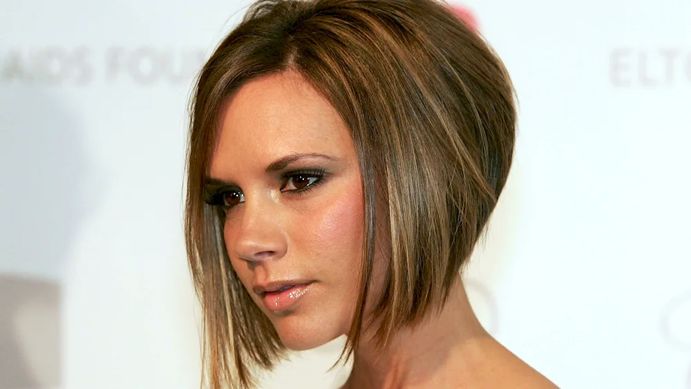 Victoria Beckham haircut