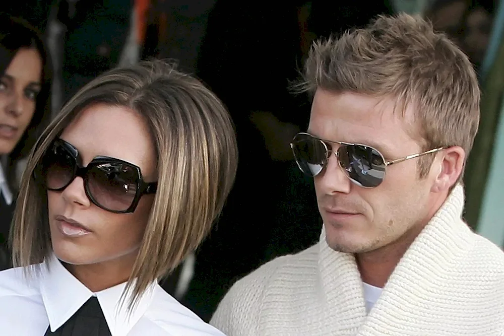 Victoria Beckham short haircut front and back