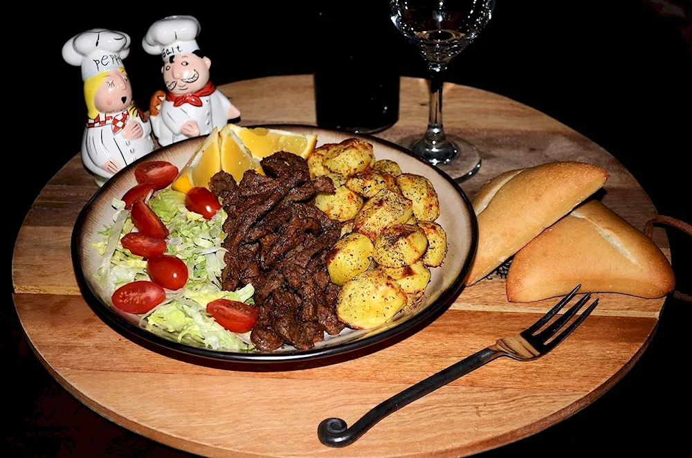 Café table with food