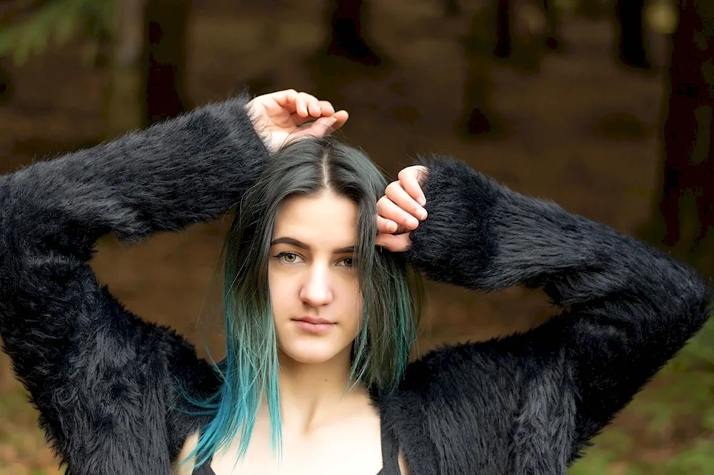 Wolf cut