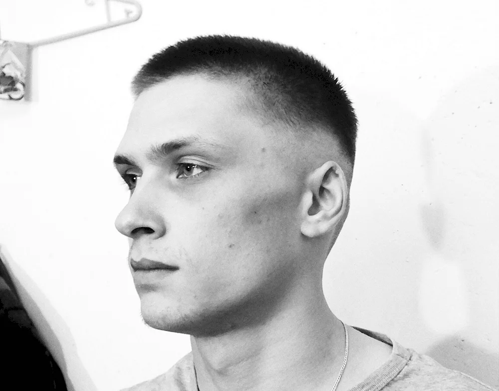 Wolfcut haircut for men