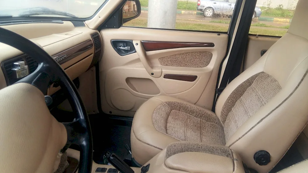 Volga GAZ 31105 Volga Saloon President Lux