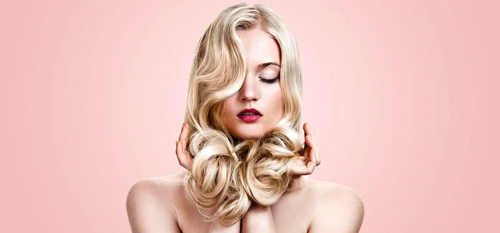 Stephanie Danielle ash blond