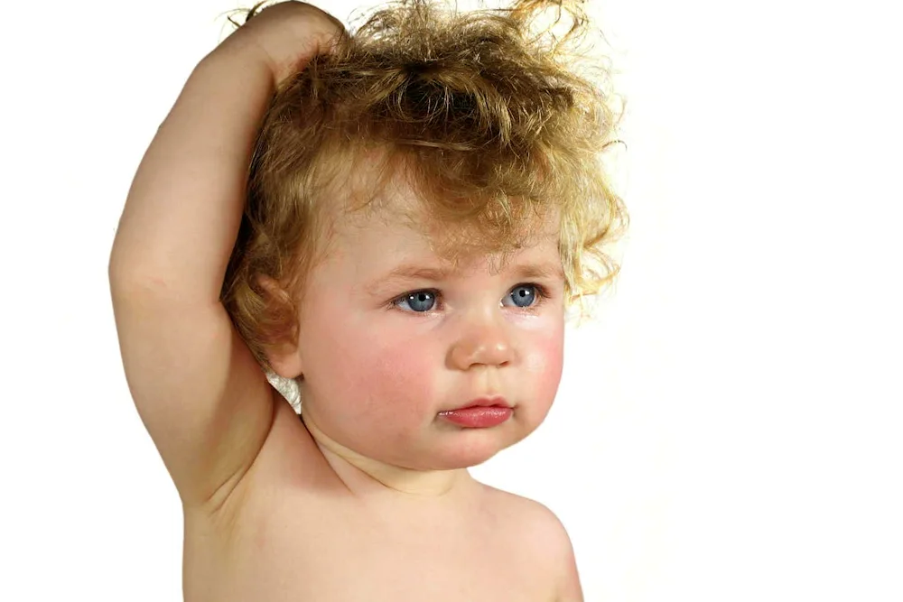 Child with curly hair