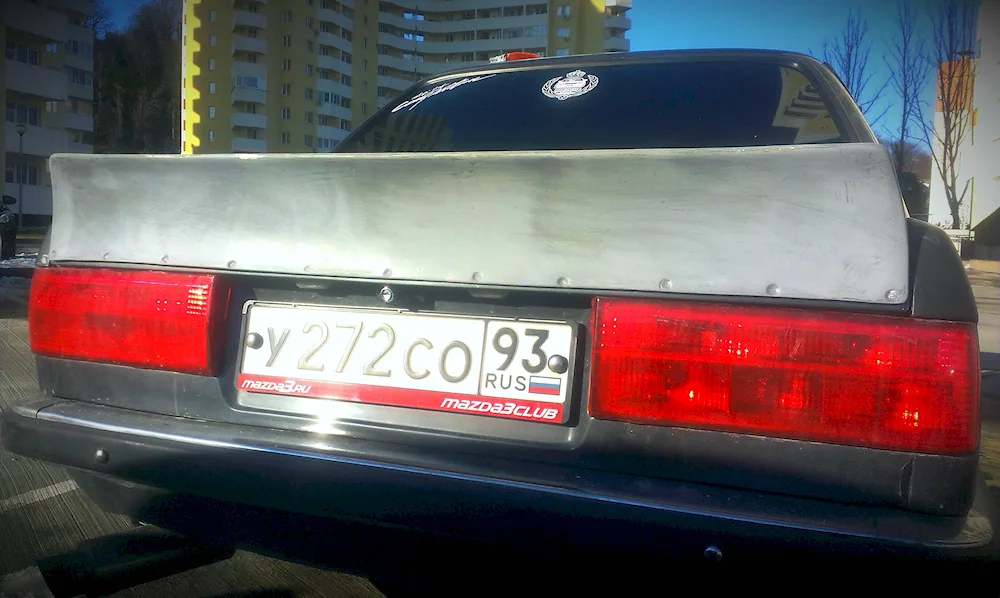 Volvo 940 ducktail