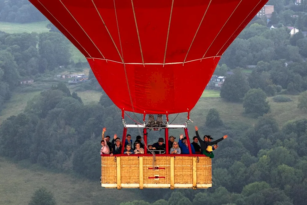 Balloon romance