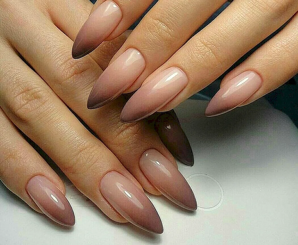 Ombré French almond