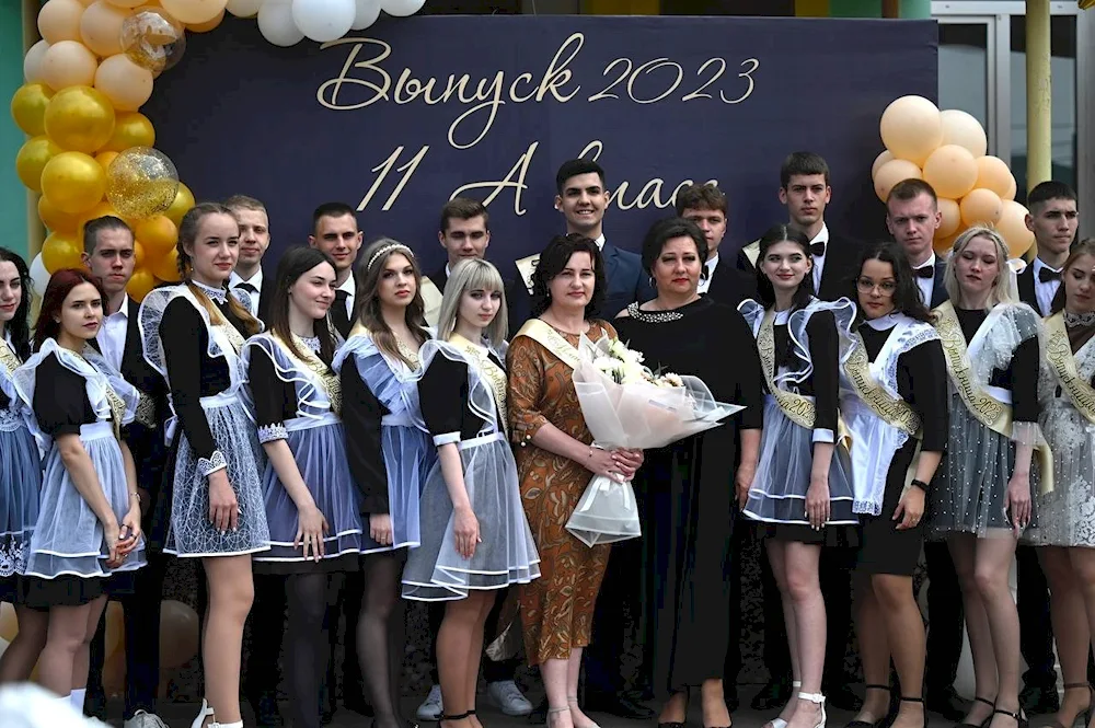 Graduation 9 class