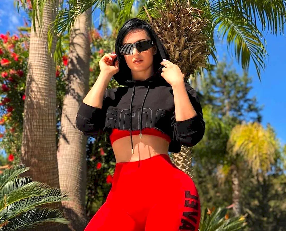 Zahra Elise