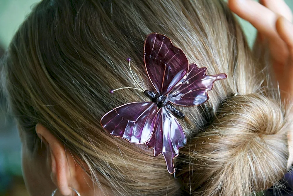 A hair clip