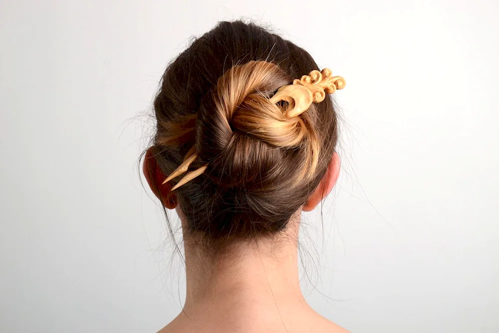 Stylish crab hairstyles