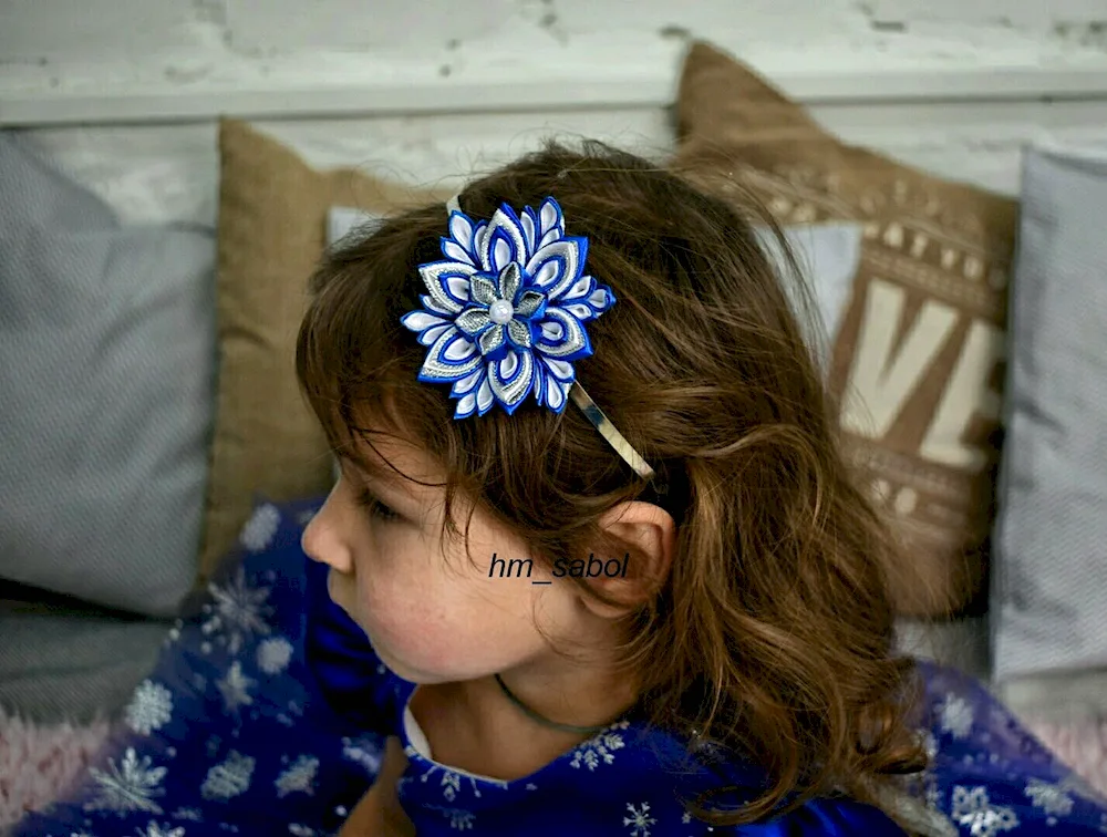 New Year hairstyles for girls