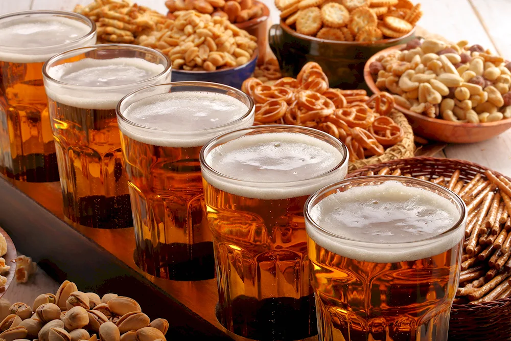 Barrel beer glasses