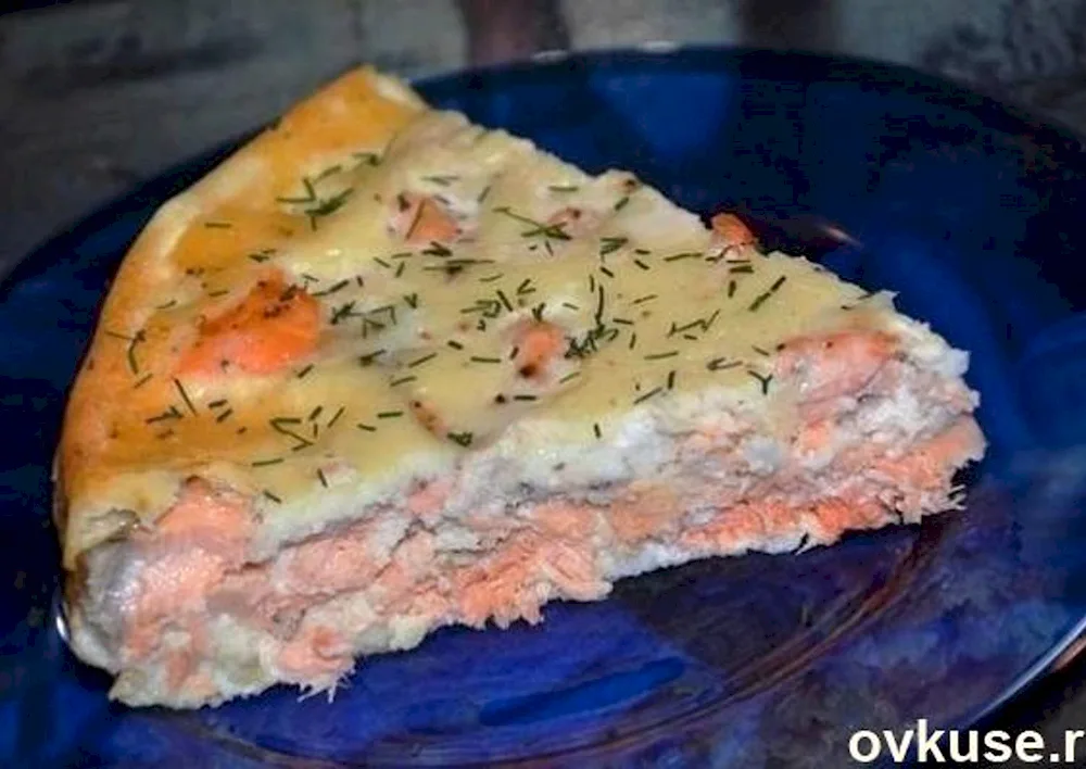 Pie with pink salmon and rice