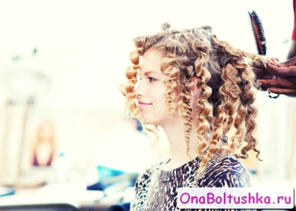 Hair with fine curls