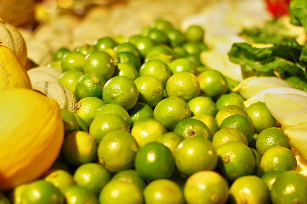 Green fruit