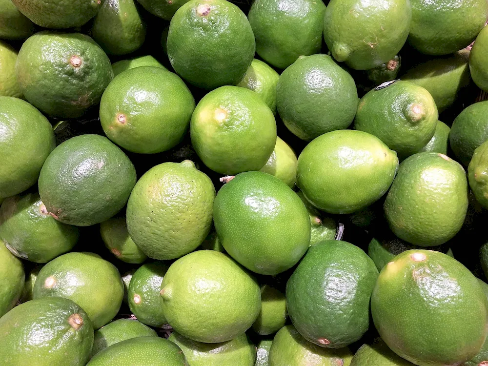 Green fruit