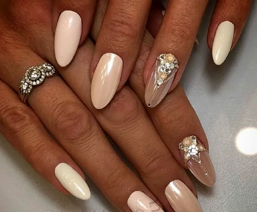 Milk nails manicure on short