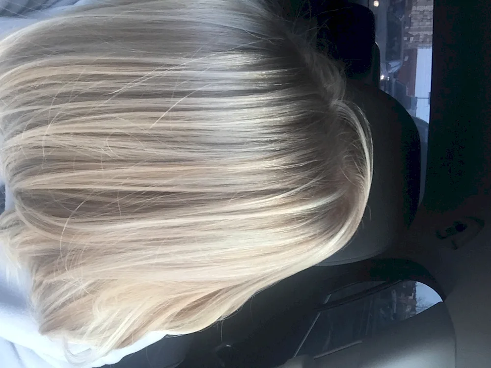 Pearl blond