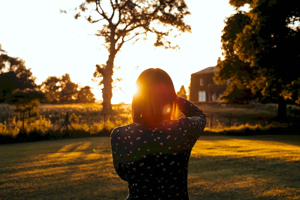 Girl with back