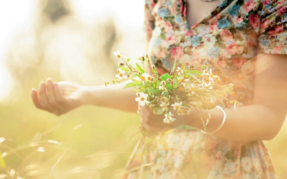 Girl with flowers