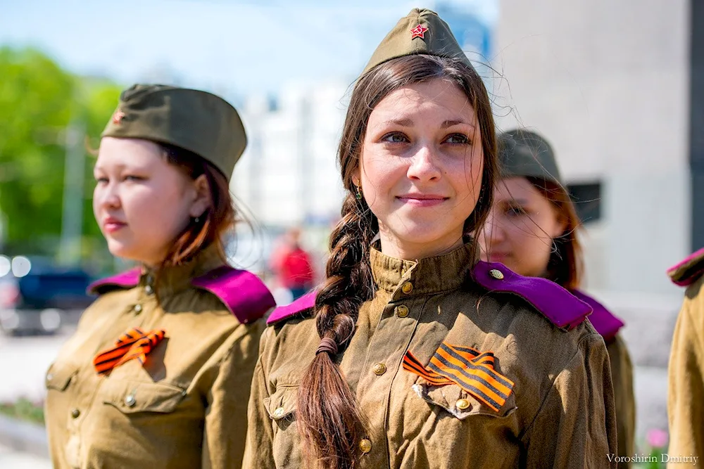Women in military uniforms