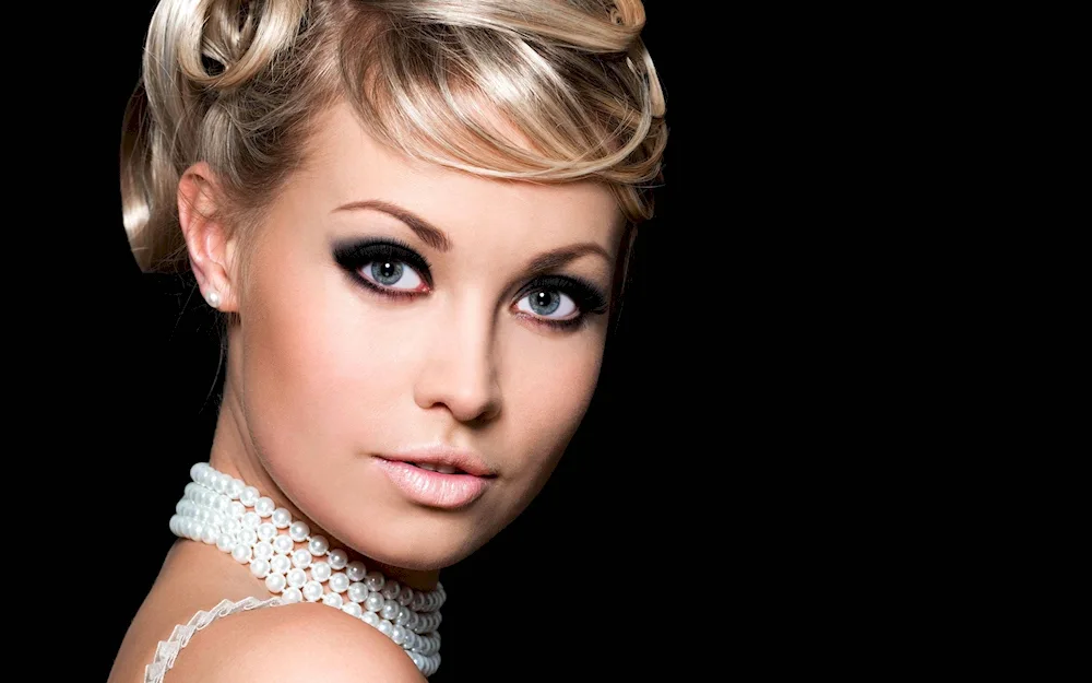Women's haircuts hairstyles