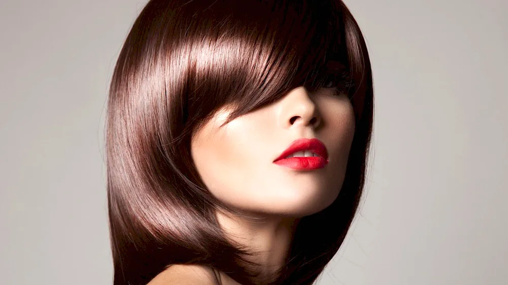 Women's hairstyles