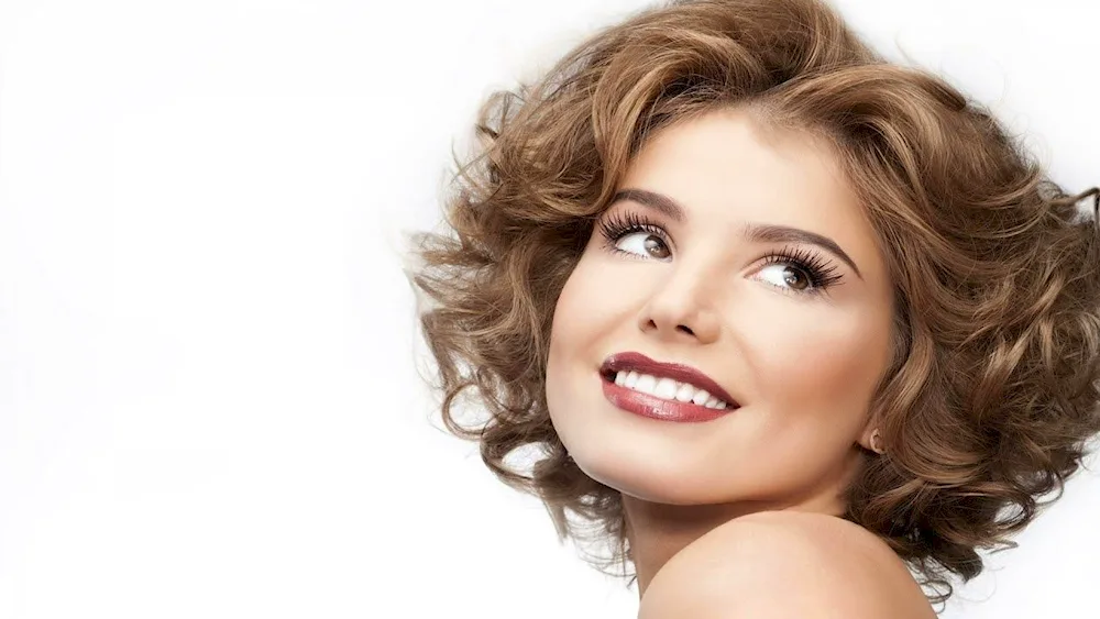 Women's hairstyles