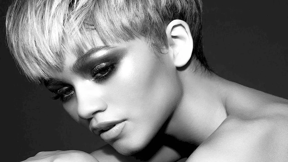 Women's haircuts