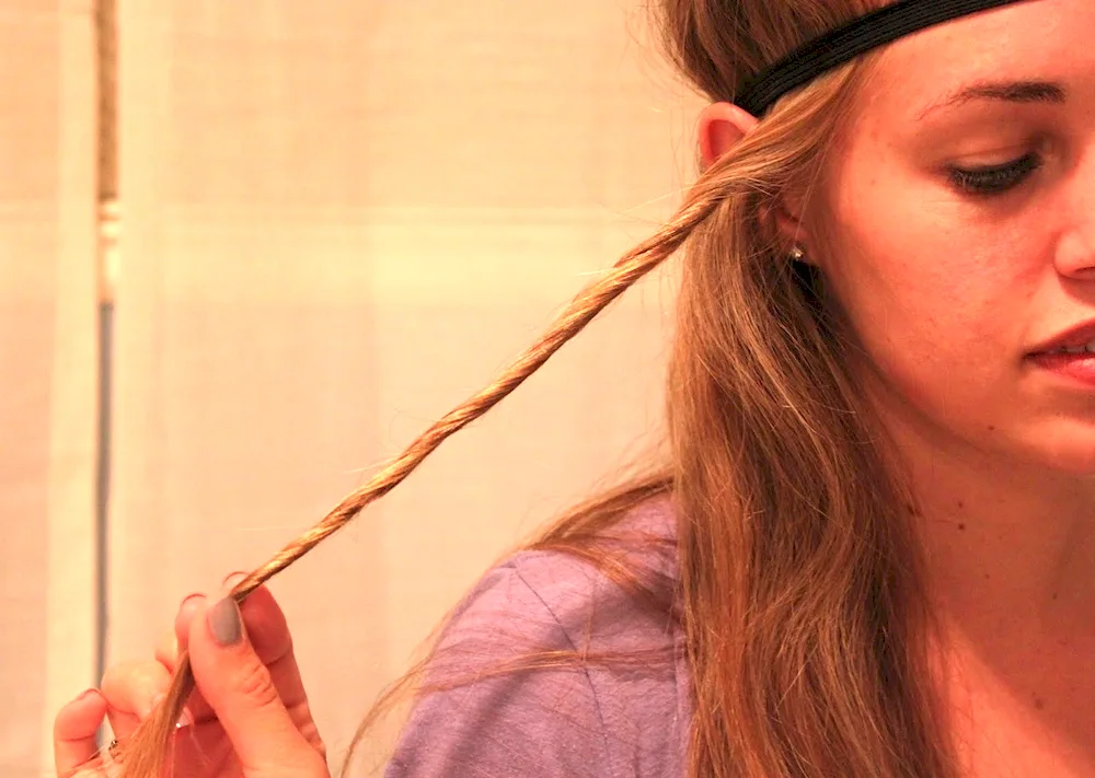 Loops on hair