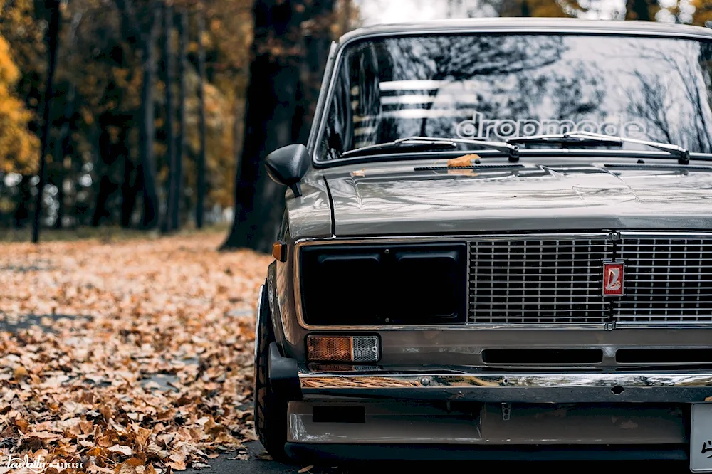 VAZ 2107 tuning black