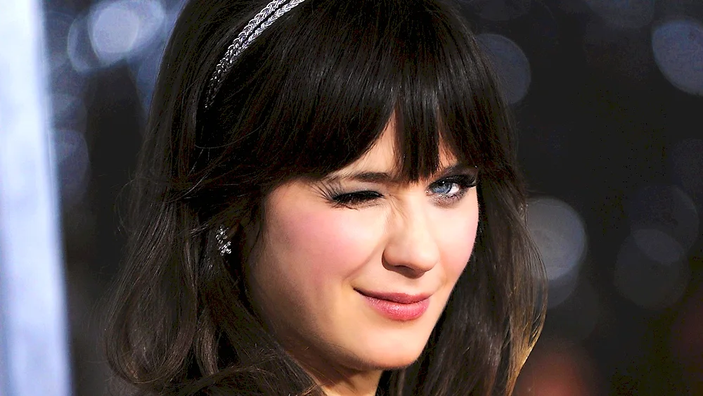 Zoey Deschanel
