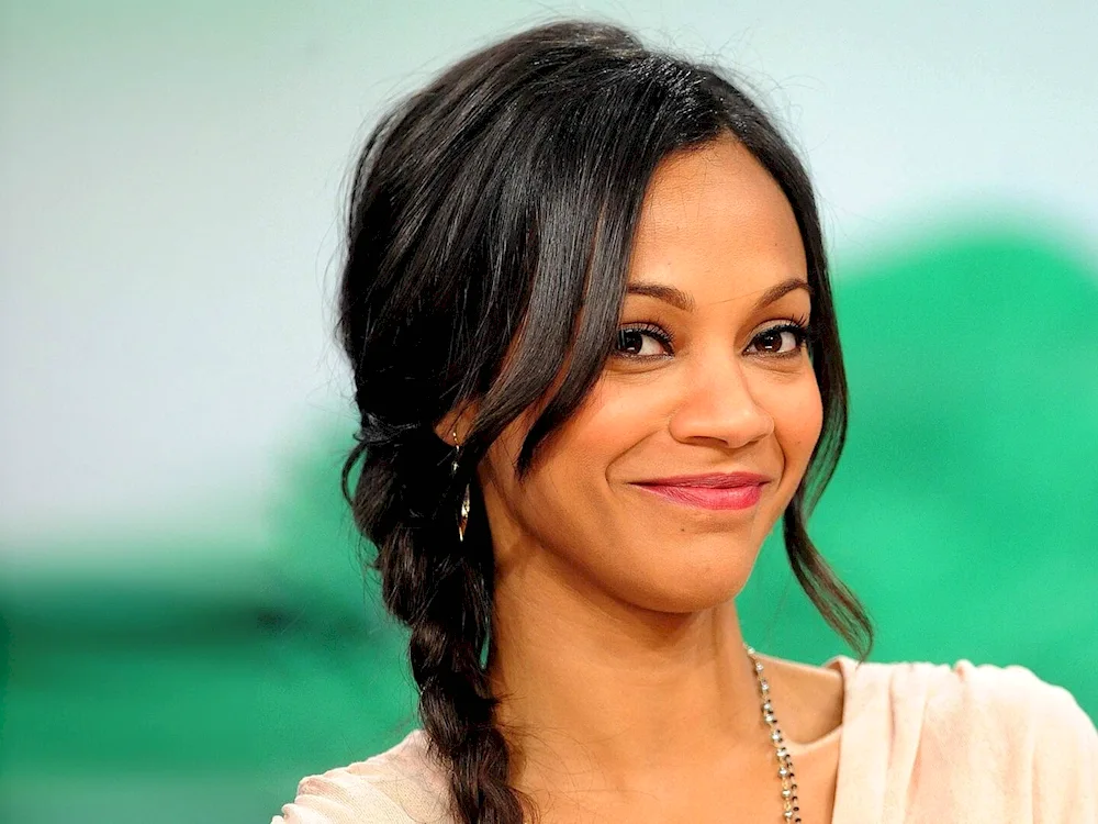 Zoe Saldana is hot